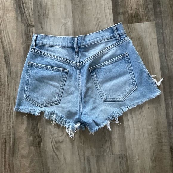 Reformation Dixie High Rise Cut Off Denim Shorts Distressed Jean 24 - Picture 3 of 4